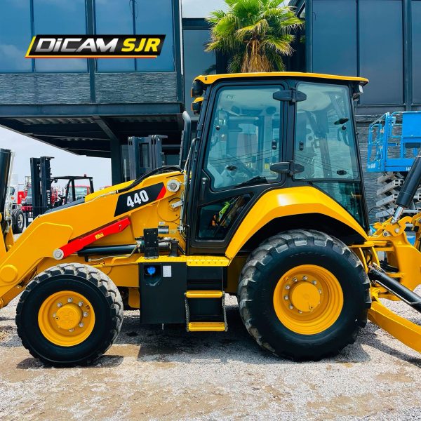 Retroexcavadora Caterpillar 440 4×4 Año 2019 – 0211 A319 - Imagen 7