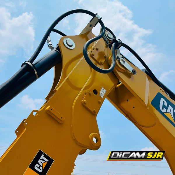 Retroexcavadora Caterpillar 440 4×4 Año 2019 – 0211 A319 - Imagen 13