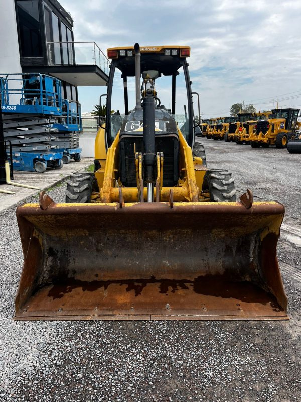 Retroexcavadora Caterpillar 420 E 4x4 Año 2011 - 1344 - Imagen 5