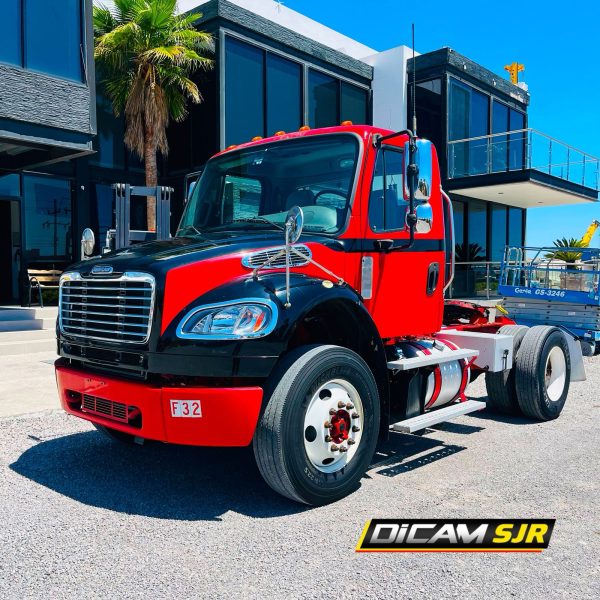 Camión 5ta Rueda Mulita Freightliner M2 106 Año 2015 – 6744 N157