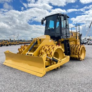 Compactador Pata de Cabra Caterpillar 815K Año 2021 - 0201 H161