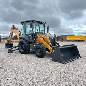 Retroexcavadora Nueva Case 851 NX 4×4 Año 2025 – 6429 A334