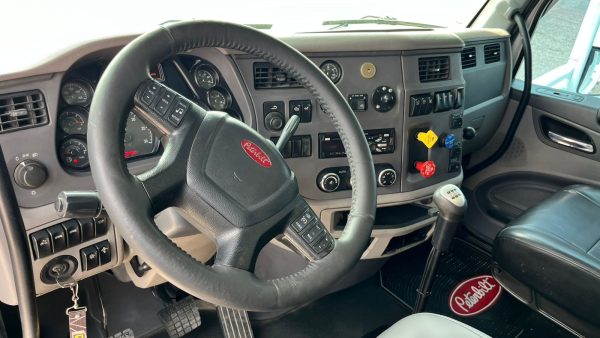 Camión Torton Volteo 14 Metros Peterbilt 579 Año 2016 - 9840 M196 - Imagen 16