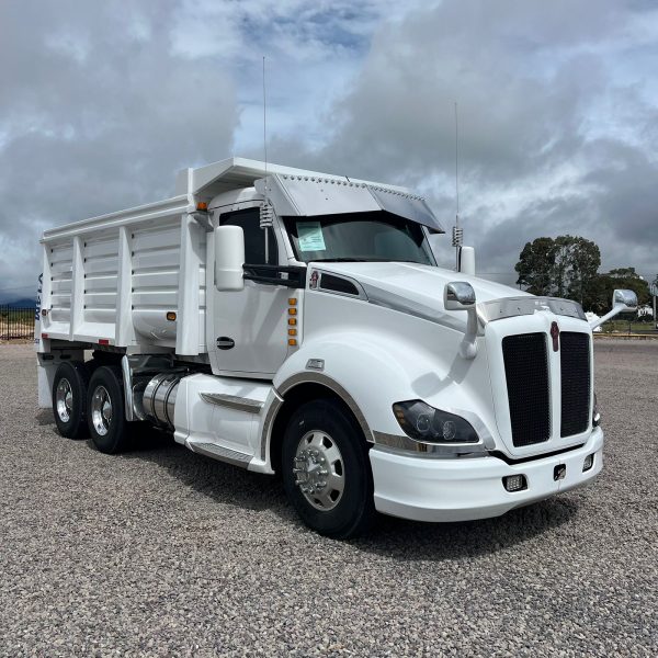 Camión Volteo 14 Metros Kenworth T680 Año 2014 - 3246 M194 - Imagen 3