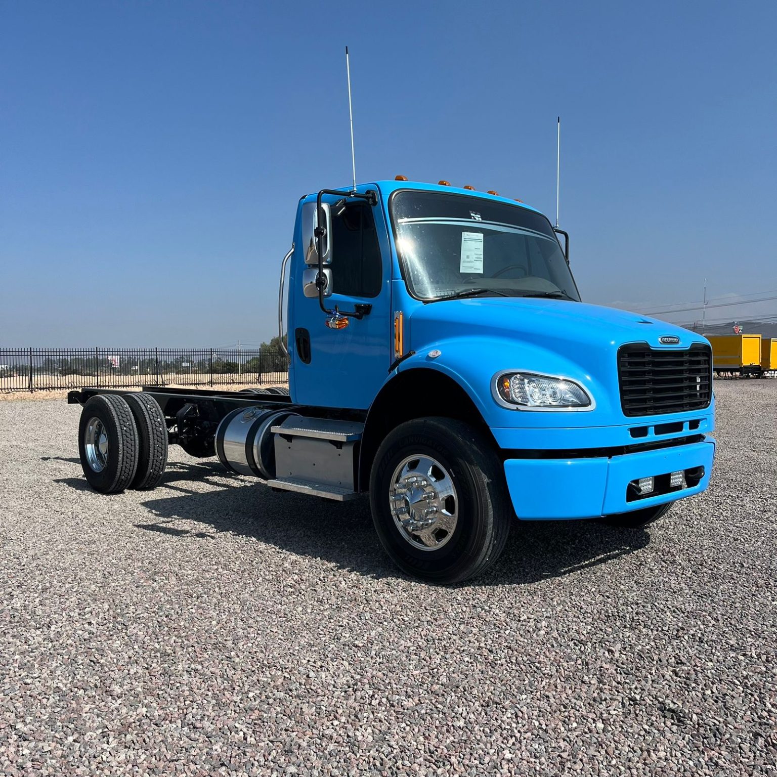 Freightliner Rabon Camión Chasis Cabina Freightliner M2 106 Rabón Año 2015 - 5961 N168 ...