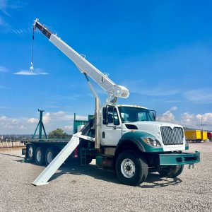 Grúa titán 18 toneladas International Workstar año 2010 - 3692 i239