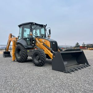 Retroexcavadora Nueva Case 770 NX 4×4 Año 2025 – 6433 A344