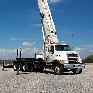 Grúa Titán 33 Toneladas National Crane 1400H Sterling LT7500 Año 2007 - 7458 i240