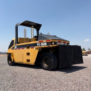 Neumático para Asfalto Caterpillar PS-360B Año 1998 - 0055 H174