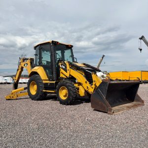 Retroexcavadora Caterpillar 420F2 IT 4×4 Año 2016 – 1242 A360